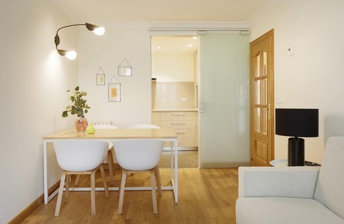 Antiguo Apartment | Playa de Ondarreta 2 by FeelFree Rentals