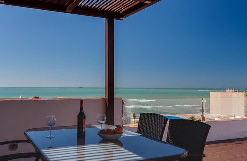Cadiz Apartment | Atico FULL Balcony by Cadiz4Rentals