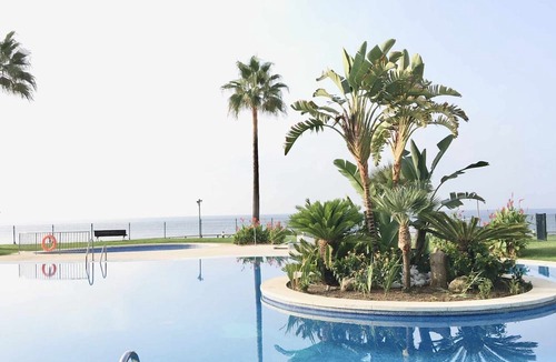 Sitio de Calahonda Apartment | Mi Capricho 170 Beachfront Apartment