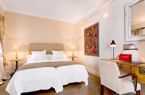 Santa Cruz Apartment | Genteel Home Contratacion