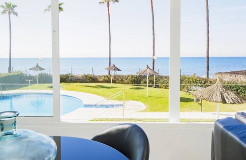 Calahonda Apartment | Cubo's Apartamento Marbella Mar/Incredible views of the sea/free wifi