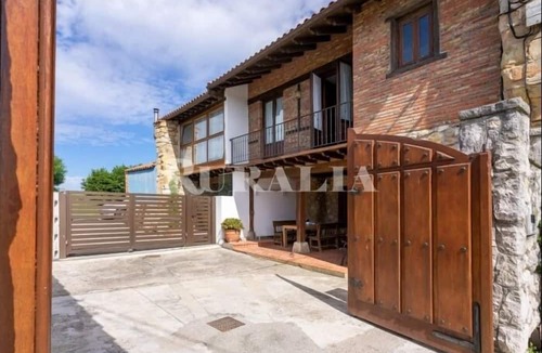 Miengo House | Casa El Portón - country house in Miengo (Cantabria), Northern Spain