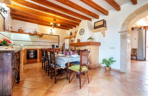 Sant Joan House | Holiday Home 'Finca Son Roig' with Mountain Views, Wi-Fi and Air Conditioning