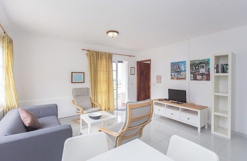 Los Quemados Hotel | Guestready - Colon Eva