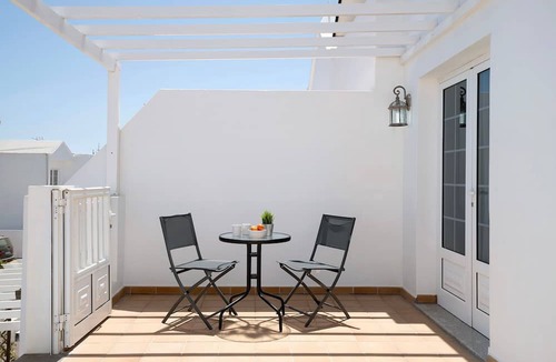 Playa Honda Apartment | Holiday Apartment 'Casita Sabrina, Seaview Terrace' with Private Terrace and Wi-Fi