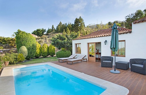 Tijarafe House | Holiday Home 'El Lomito' with Sea View, Wi-Fi and Air Conditioning