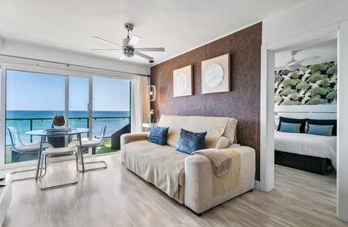 Playa Honda Apartment | Holiday Apartment '51 Avenue Playa Honda' with Sea Views, Terrace and Wi-Fi