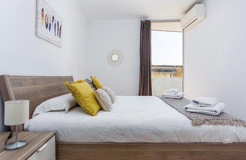 La Vila Olimpica del Poblenou Apartment | BEACH APARTMENT VILLA OLIMPICA