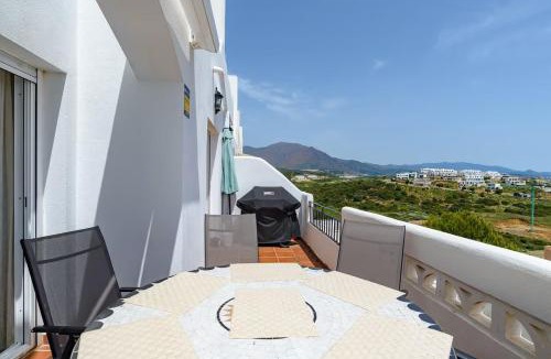 Bahia de Casares Apartment | Casa Vedia: Dúplex Vista al mar Valle Properties