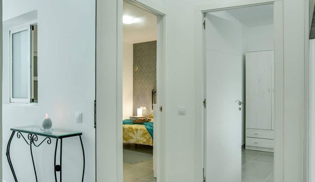 Cozy Apartment "1B SRV" Near the Sea with Wi-Fi and Fans