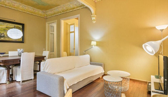 Modernist style apartment in central Barcelona