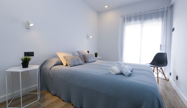 SOL DE ESPAÑA Apartments - Beachfront