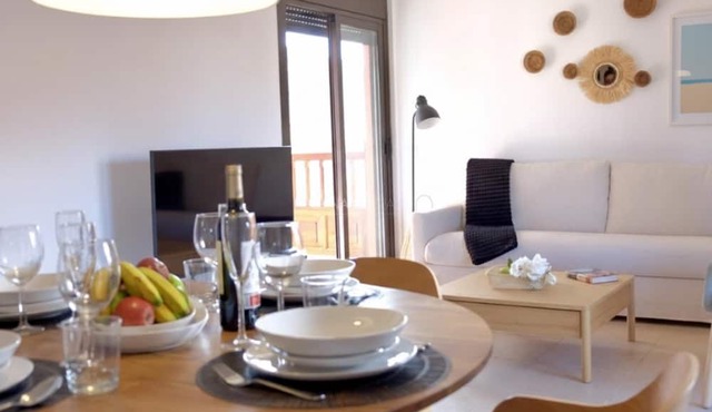 Palmar Breeze: stylish apt with pool view