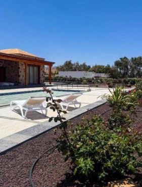Villa Barbuja Guest House - Entire Villa