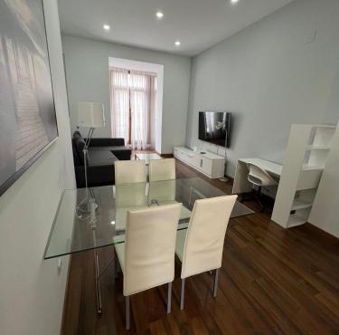 Apartment Plaza de la Merced
