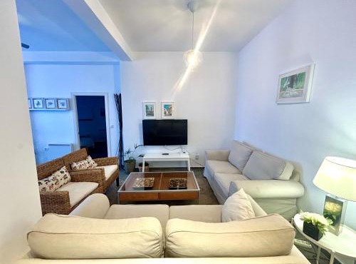 Acogedor apt 8pax 4Bdr 2Bth - CozyHomeSevilla1
